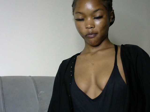 sumeyhia live cam on BongaCams
