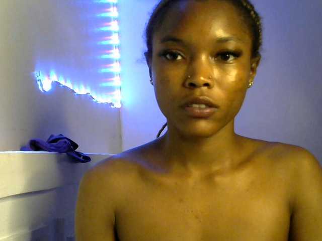 sumeyhia live cam on BongaCams