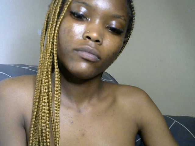 sumeyhia live cam on BongaCams