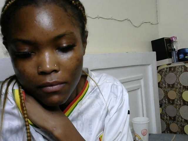 sumeyhia live cam on BongaCams