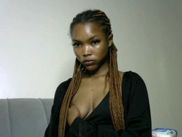 sumeyhia live cam on BongaCams