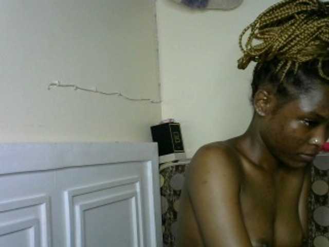 sumeyhia live cam on BongaCams