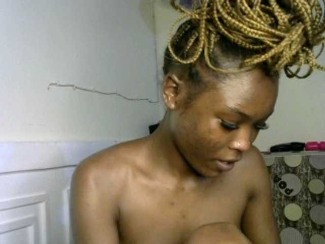 sumeyhia live cam on BongaCams