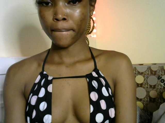 sumeyhia live cam on BongaCams