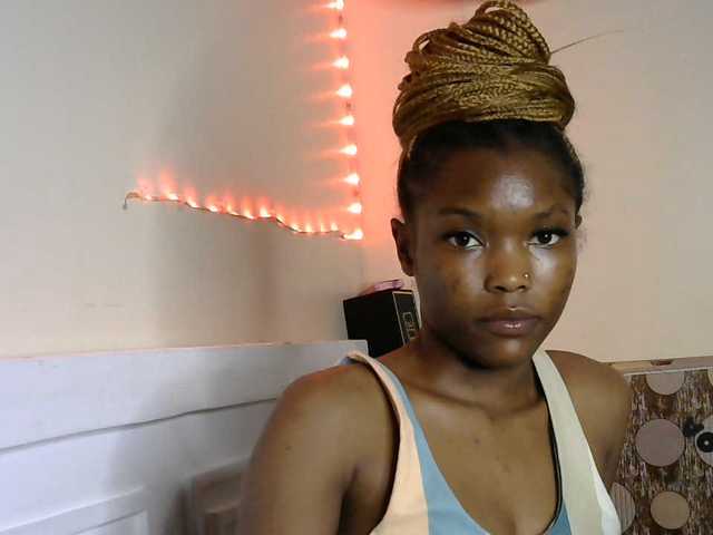 sumeyhia live cam on BongaCams