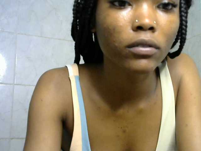 sumeyhia live cam on BongaCams