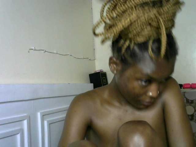 sumeyhia live cam on BongaCams