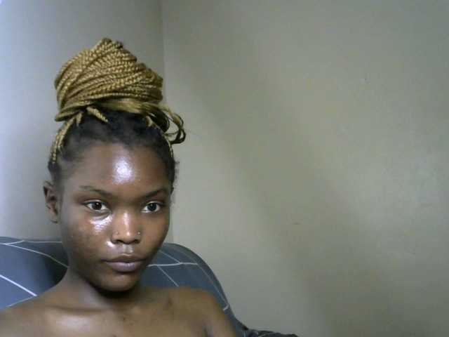 sumeyhia live cam on BongaCams