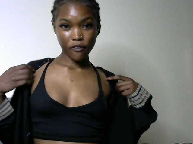 sumeyhia live cam on BongaCams