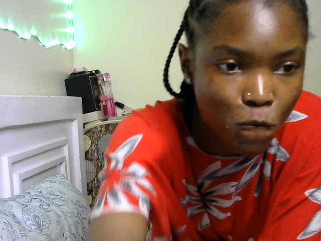 sumeyhia live cam on BongaCams