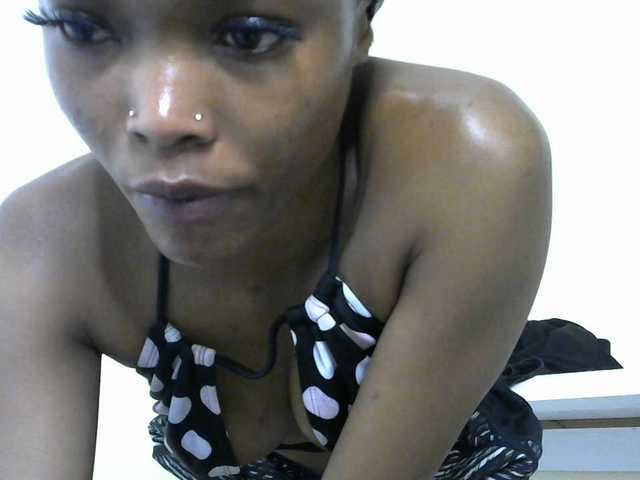 sumeyhia live cam on BongaCams