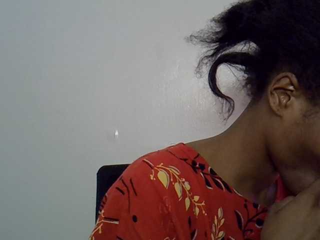 sumeyhia live cam on BongaCams