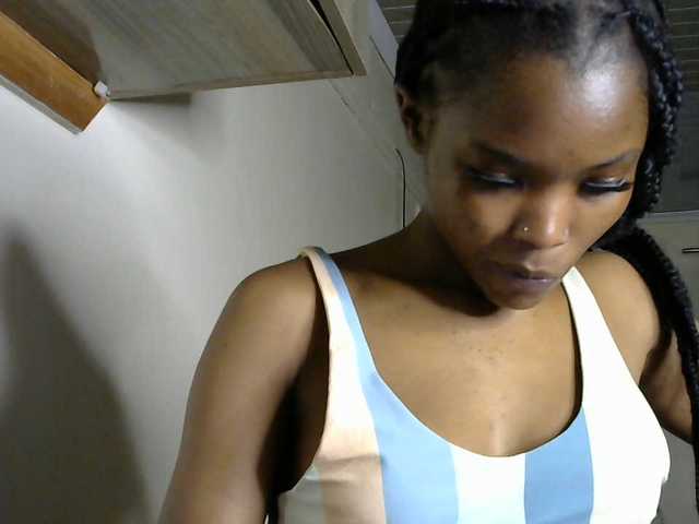 sumeyhia live cam on BongaCams