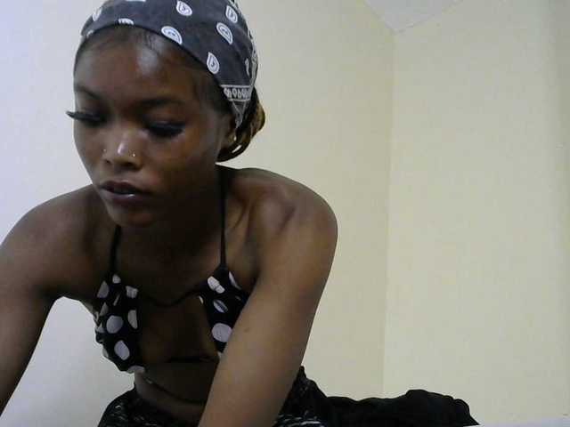 sumeyhia live cam on BongaCams