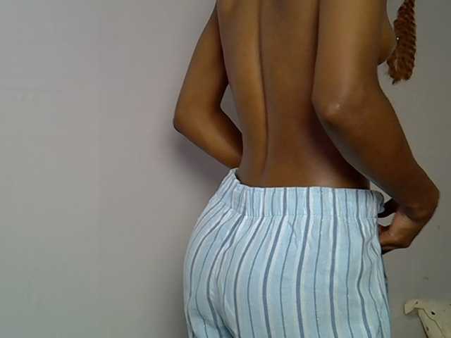 sumeyhia live cam on BongaCams