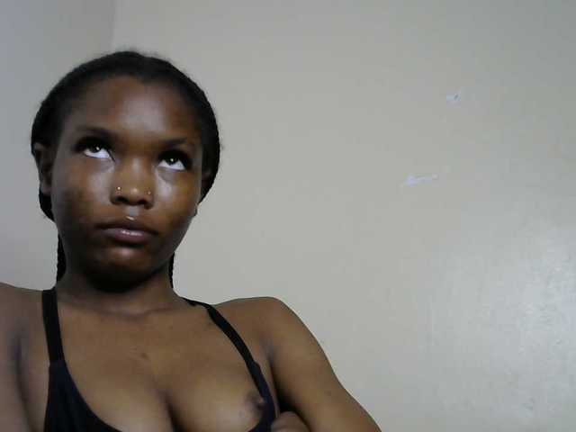 sumeyhia live cam on BongaCams
