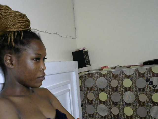 sumeyhia live cam on BongaCams