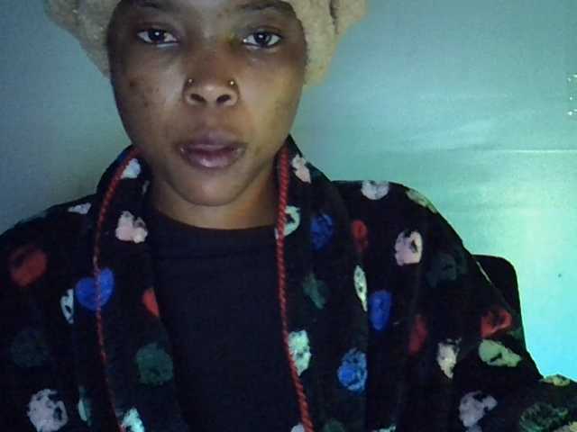 sumeyhia, live now on BongaCams