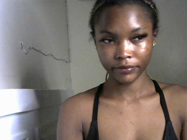 sumeyhia live cam on BongaCams