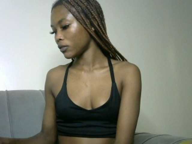 sumeyhia live cam on BongaCams