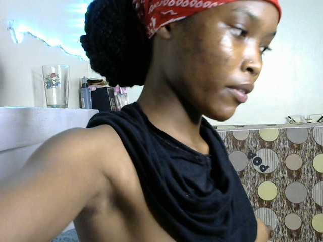 sumeyhia live cam on BongaCams