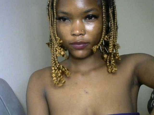 sumeyhia live cam on BongaCams