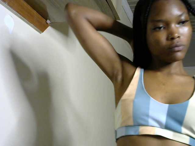 sumeyhia live cam on BongaCams