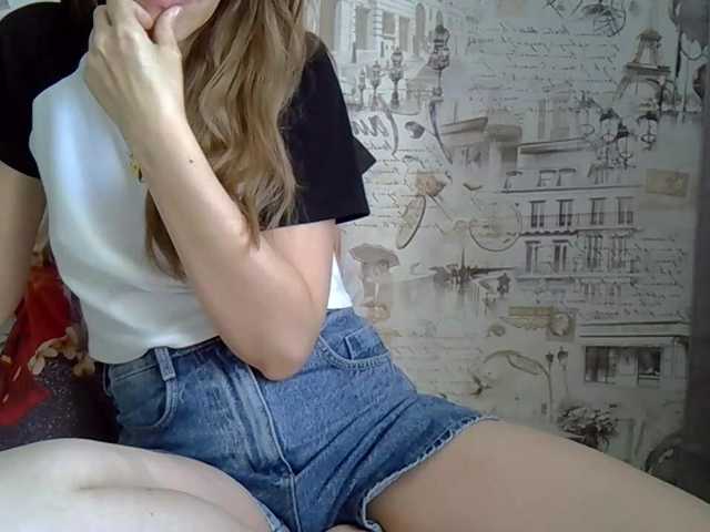 Liza-Cat-1625 live cam on BongaCams