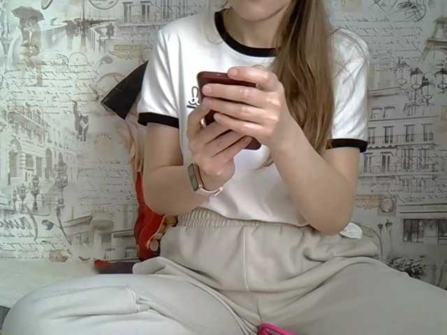 Liza-Cat-1625 live cam on BongaCams