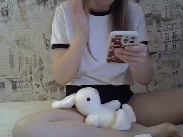 Liza-Cat-1625 live cam on BongaCams