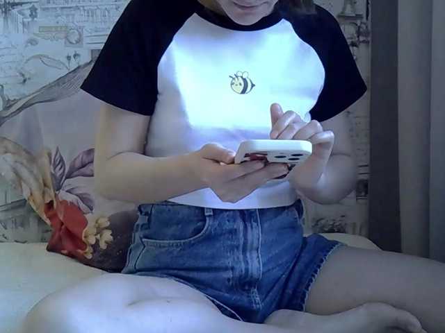 Liza-Cat-1625 live cam on BongaCams