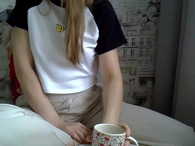 Liza-Cat-1625 live cam on BongaCams