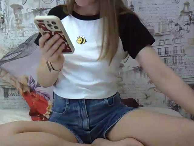 Liza-Cat-1625 live cam on BongaCams