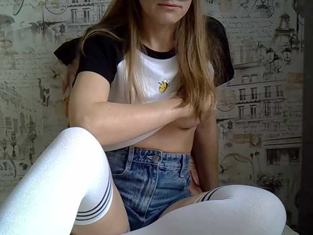 Liza-Cat-1625 live cam on BongaCams