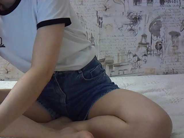 Liza-Cat-1625 live cam on BongaCams