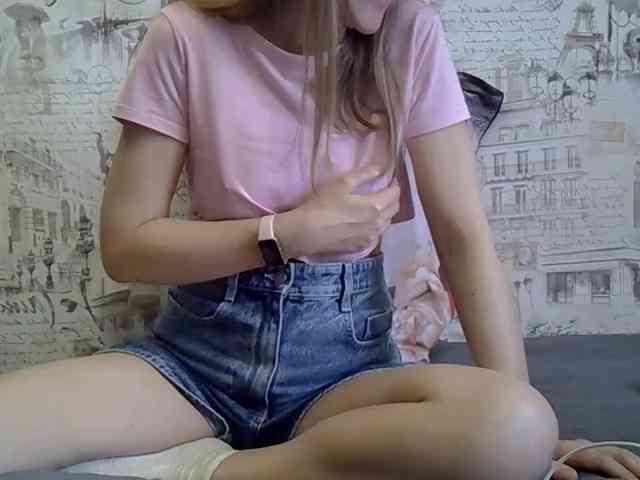 Model: Liza-Cat