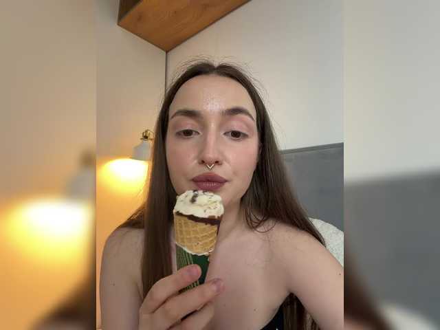 ChloeMeow live cam on BongaCams