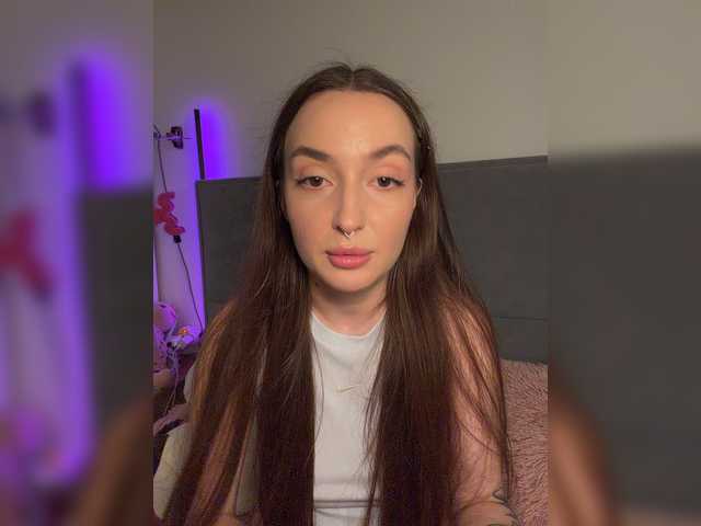 ChloeMeow live webcam show