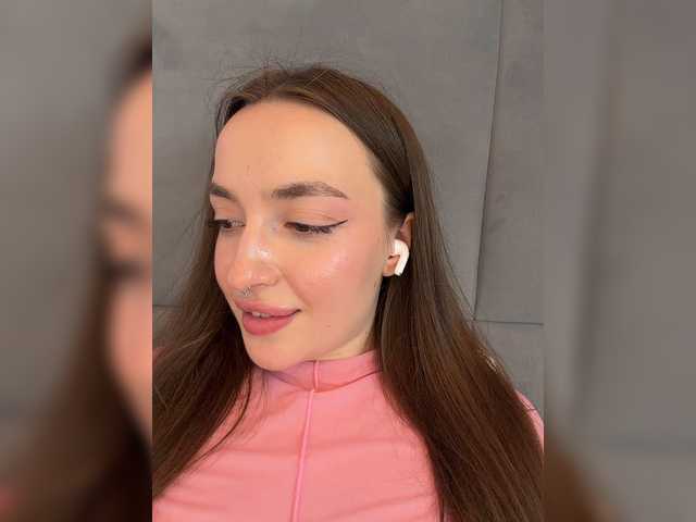 ChloeMeow live webcam show
