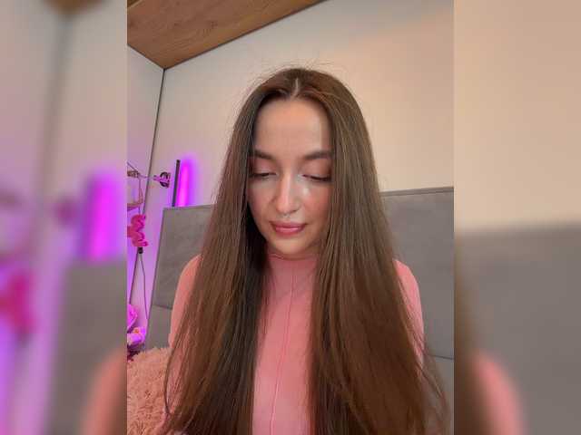 ChloeMeow live webcam show