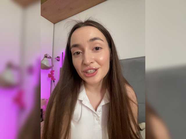 ChloeMeow live webcam show