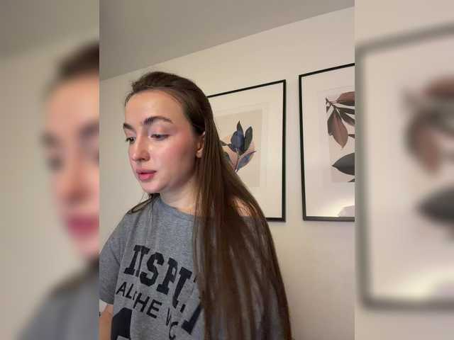 ChloeMeow's BongaCams show and profile