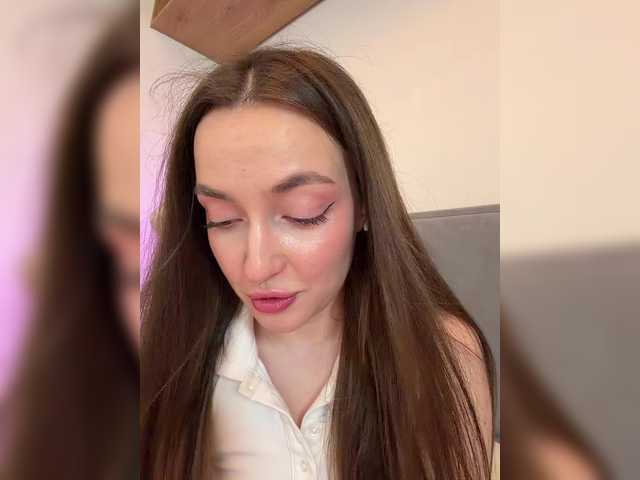 ChloeMeow live webcam show