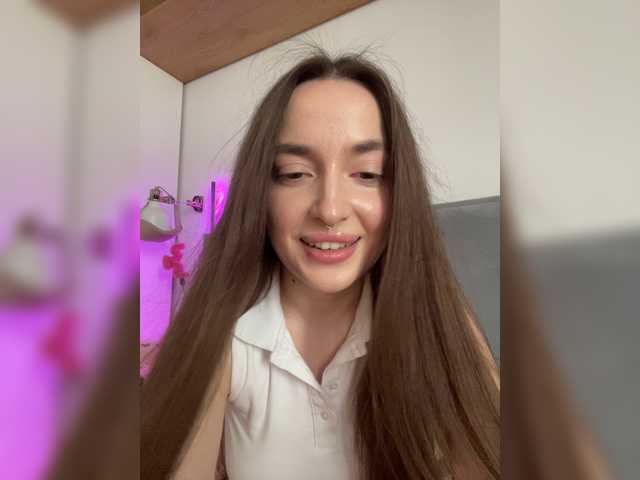 ChloeMeow live webcam show