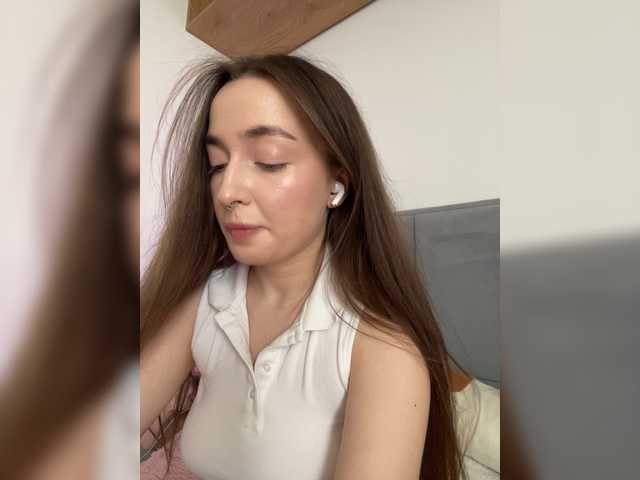 ChloeMeow live webcam show