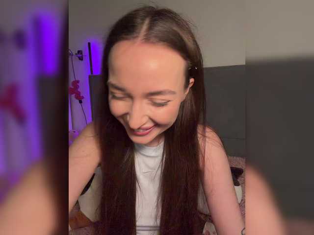 ChloeMeow live webcam show