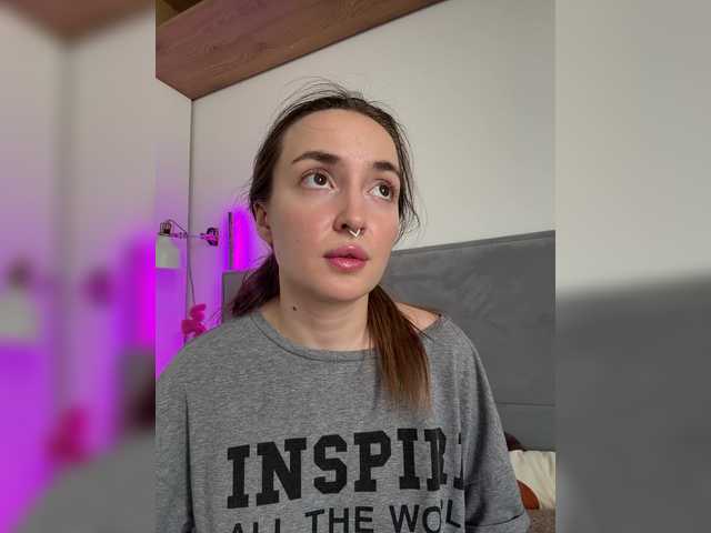 ChloeMeow live webcam show