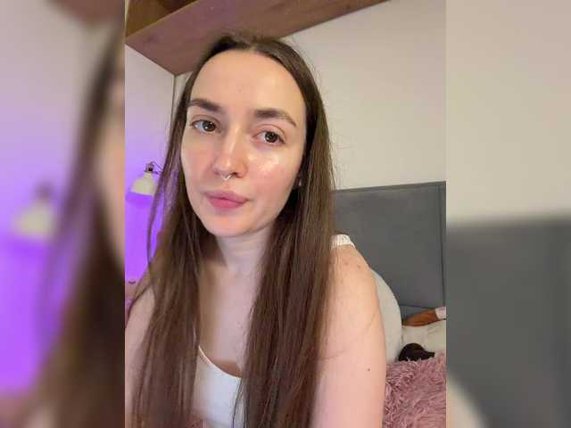 ChloeMeow live webcam show