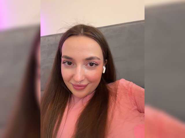 ChloeMeow live webcam show