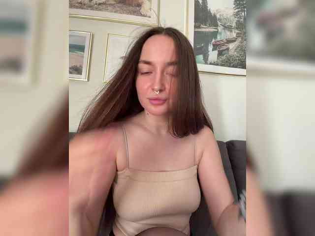 ChloeMeow webcam
